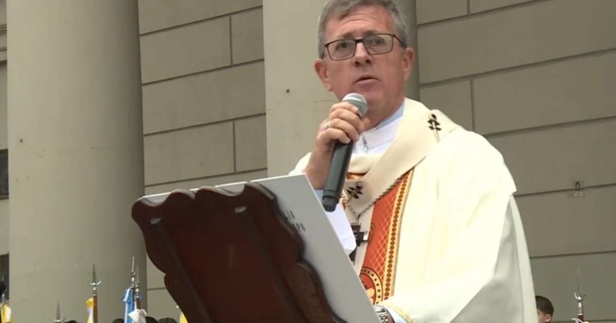 Imagen para el artículo: "No queremos vivir en una intolerancia que nos divide": el nuevo llamado al diálogo de García Cuerva en plaza de Mayo