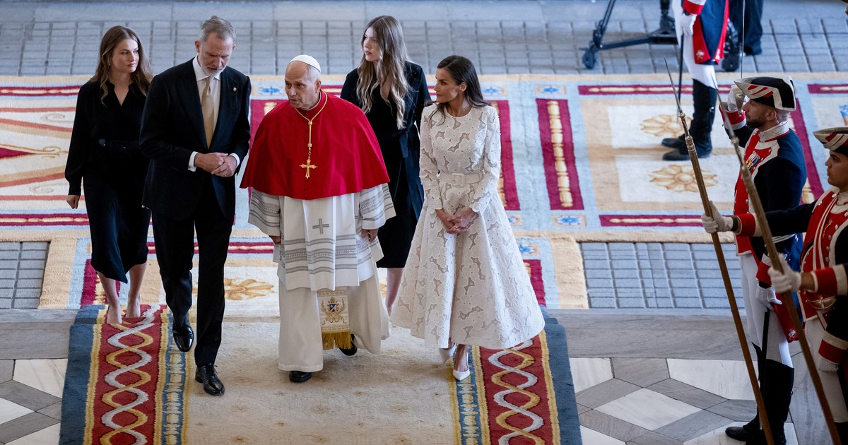Imagen para el artículo: En Madrid el papa Leon XIV se reunirá con víctimas de abusos de la Iglesia: “Es una llaga todavía abierta”