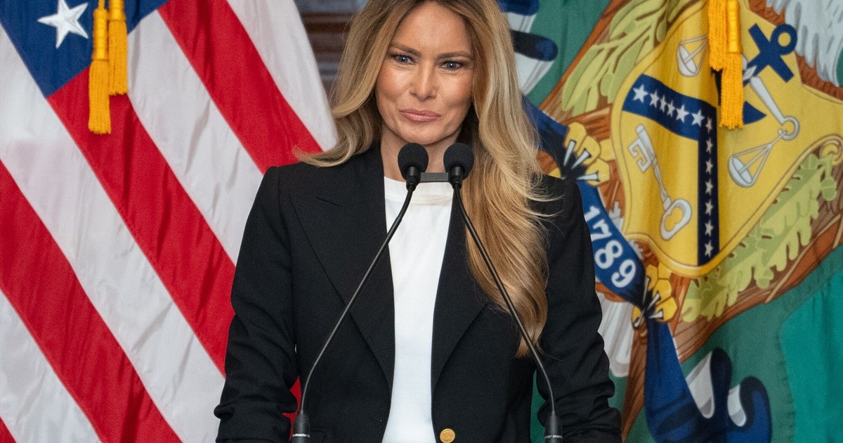 Imagen para el artículo: Melania Trump impulsa cuentas de inversión con 1.000 dólares para niños en hogares de acogida