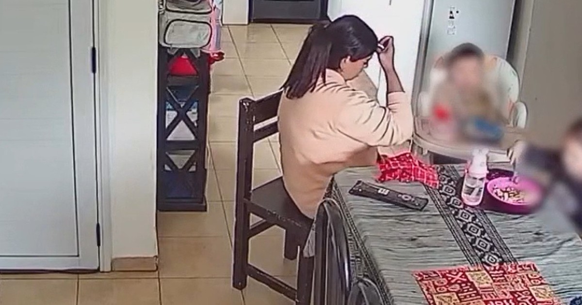Imagen para el artículo: Una madre descubrió por las cámaras de seguridad que la niñera le pegaba a su hija de 3 años