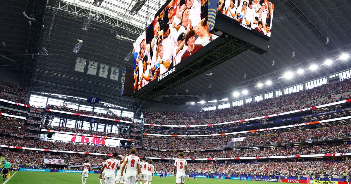 Imagen para el artículo: El Dallas Stadium, la nave nodriza del Mundial 2026 con capacidad reducida y tecnología descomunal: cómo se instaló el césped