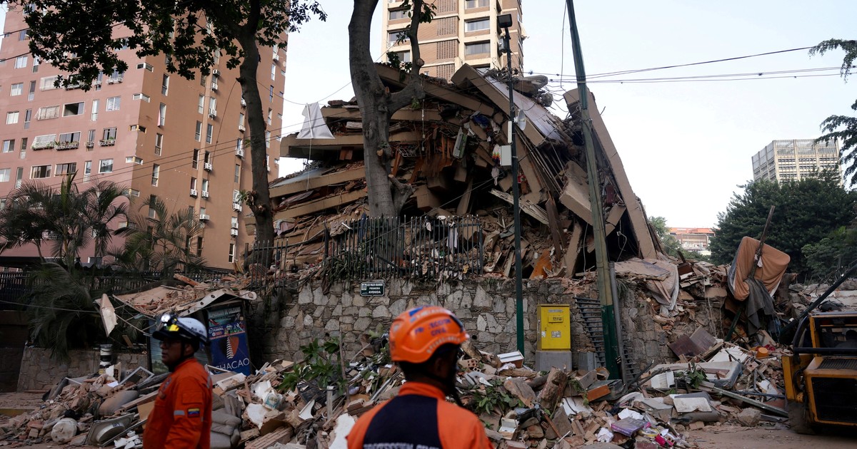 Imagen para el artículo: Crónica de un desastre anunciado en Venezuela: construcciones informales, edificios sin mantenimiento y normas en papel