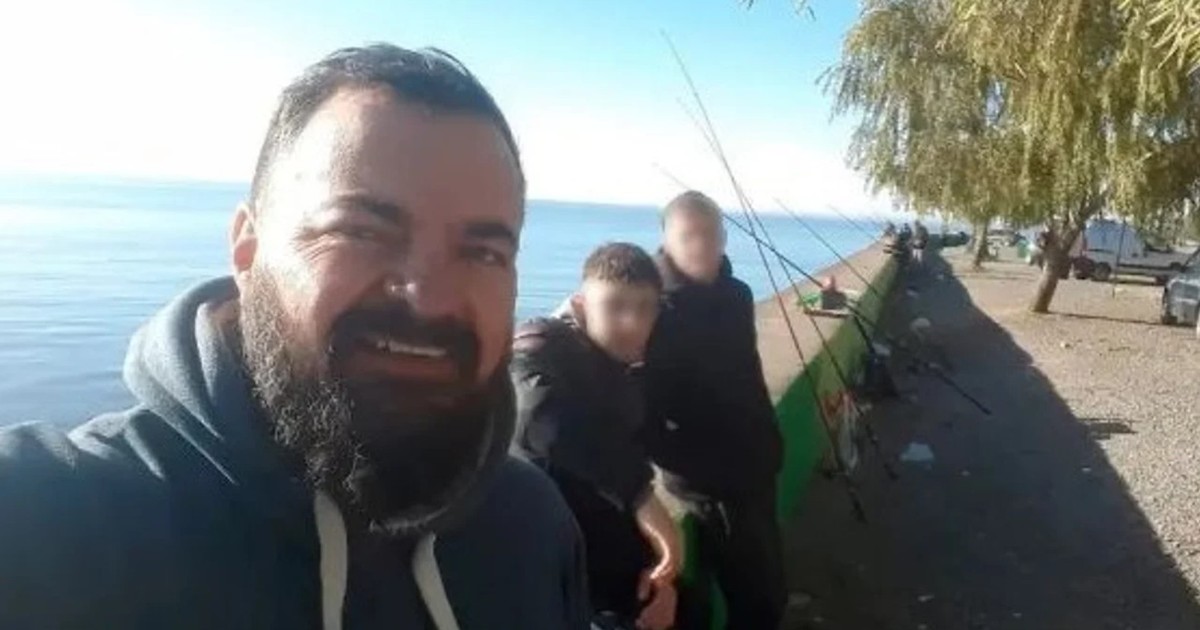 Imagen para el artículo: Encontraron el cuerpo de uno de los pescadores desaparecidos flotando en el Río de la Plata