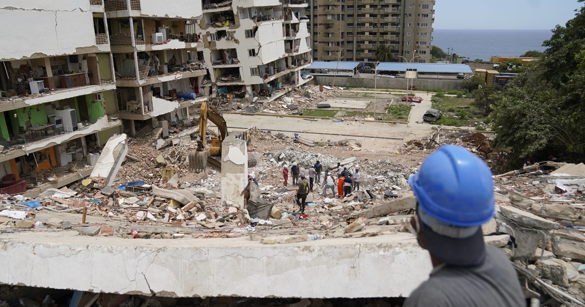 Imagen para el artículo: Terremotos en Venezuela: el tiempo para hallar más sobrevivientes se acaba y estallan brotes de furia por la falta de ayuda estatal