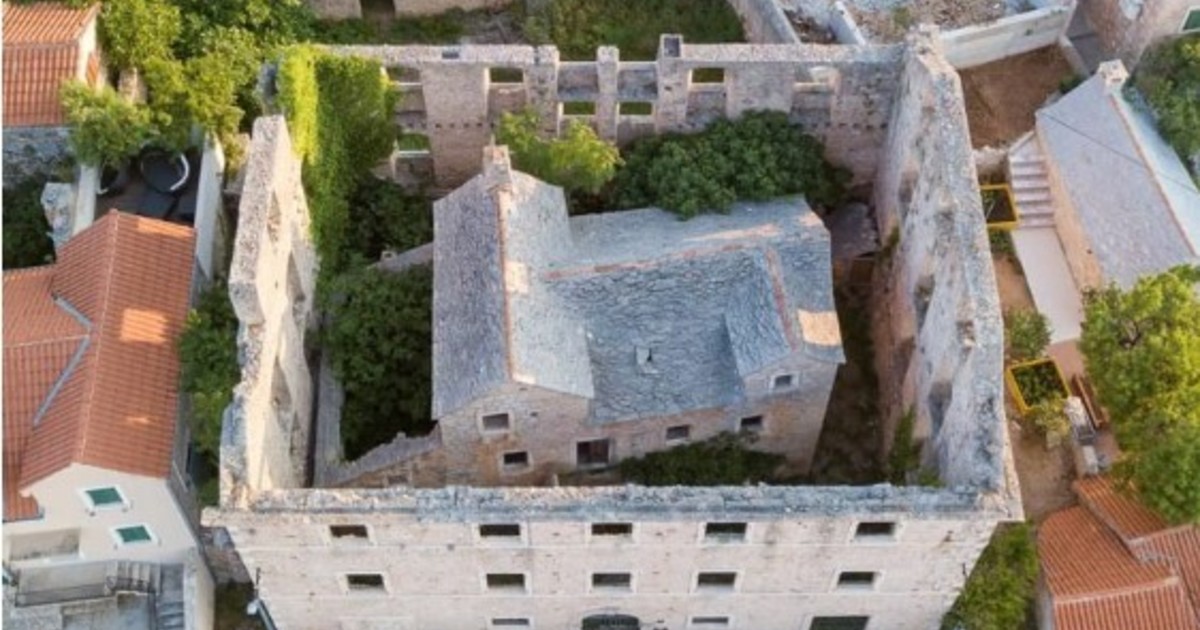 Imagen para el artículo: El misterio de la increíble casa construida dentro de otra casa