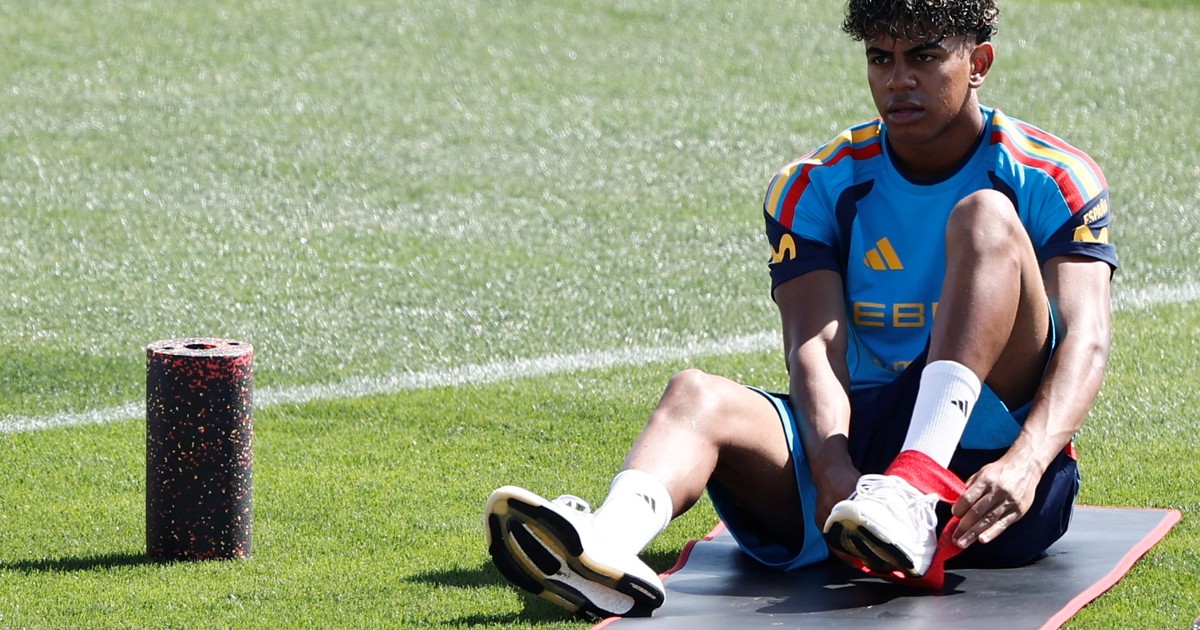 Imagen para el artículo: La recuperación de Lamine Yamal: De La Fuente optimista y podría llegar al debut de España en el Mundial