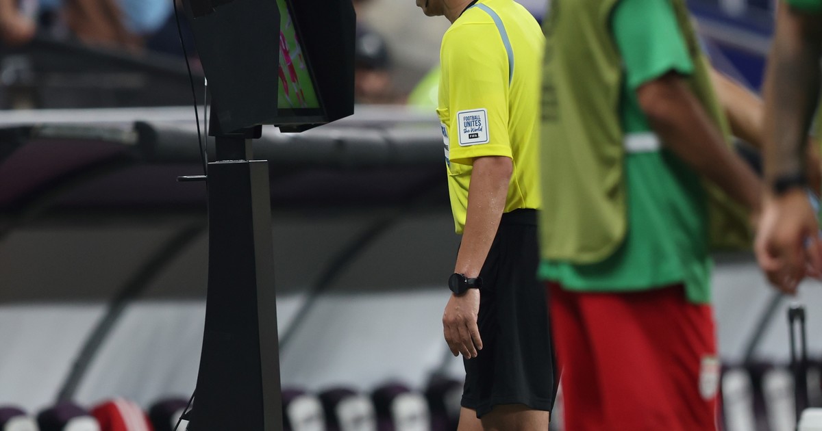 Imagen para el artículo: ¿La FIFA quiere más o menos goles en los partidos?