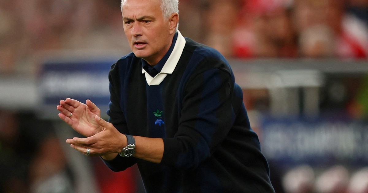 Imagen para el artículo: Benfica confirmó el interés de Florentino Pérez por José Mourinho y estableció el precio de su posible salida