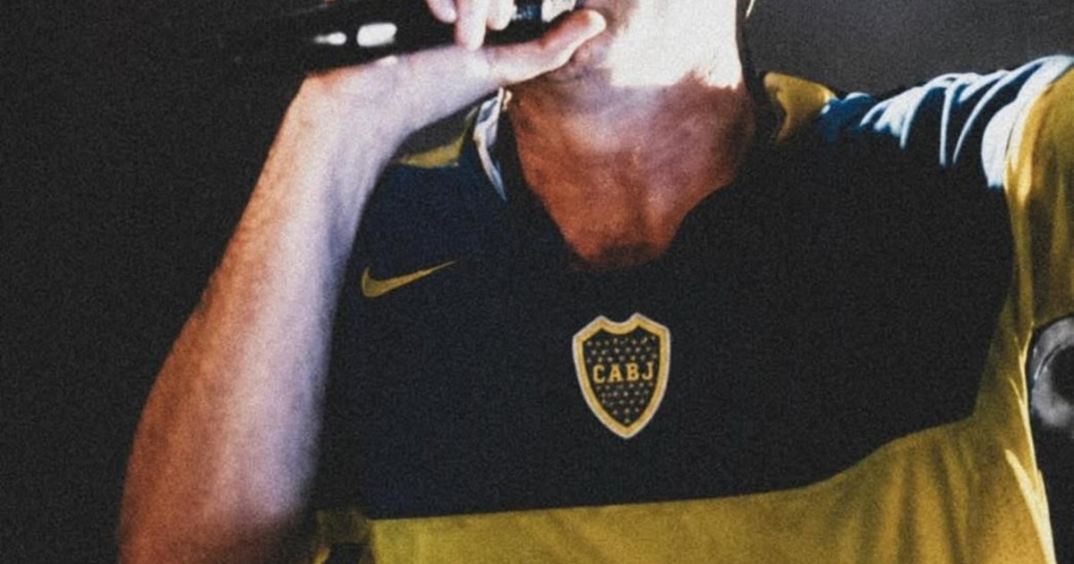 Imagen para el artículo: El mundo del fútbol despidió al Indio Solari