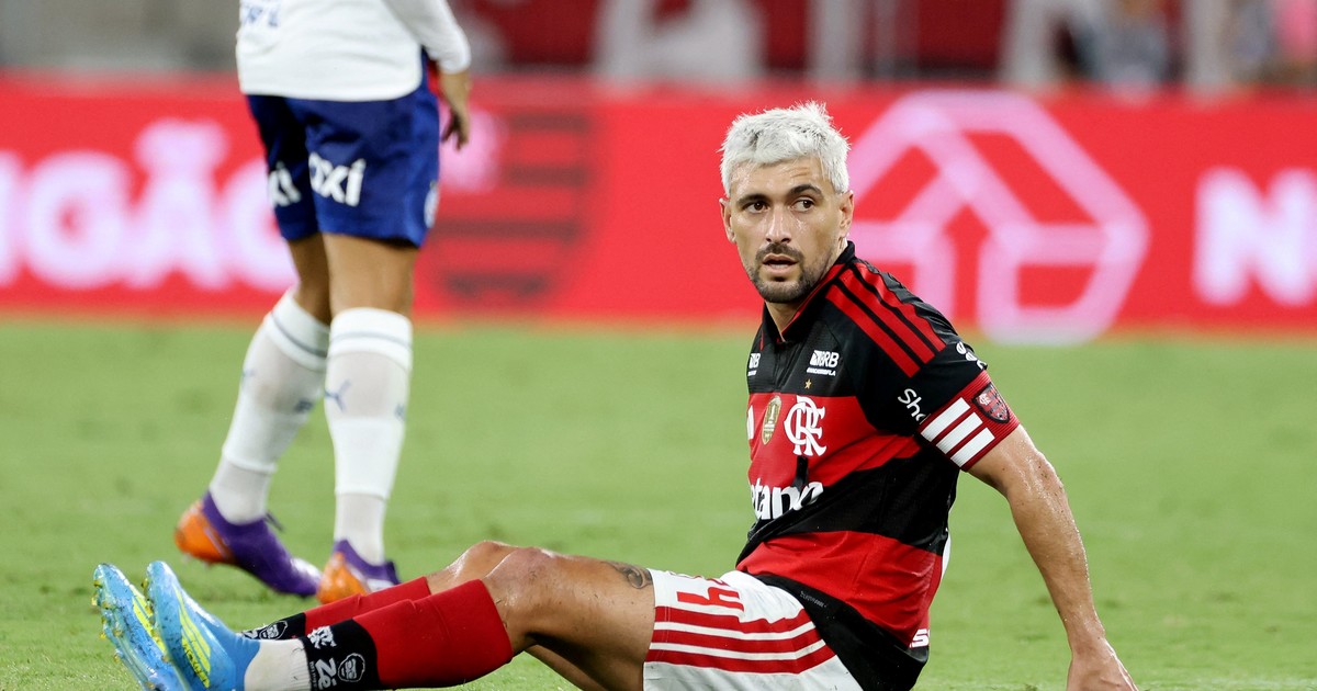 Imagen para el artículo: Fuerte acusación de Flamengo a Uruguay por la lesión de De Arrascaeta