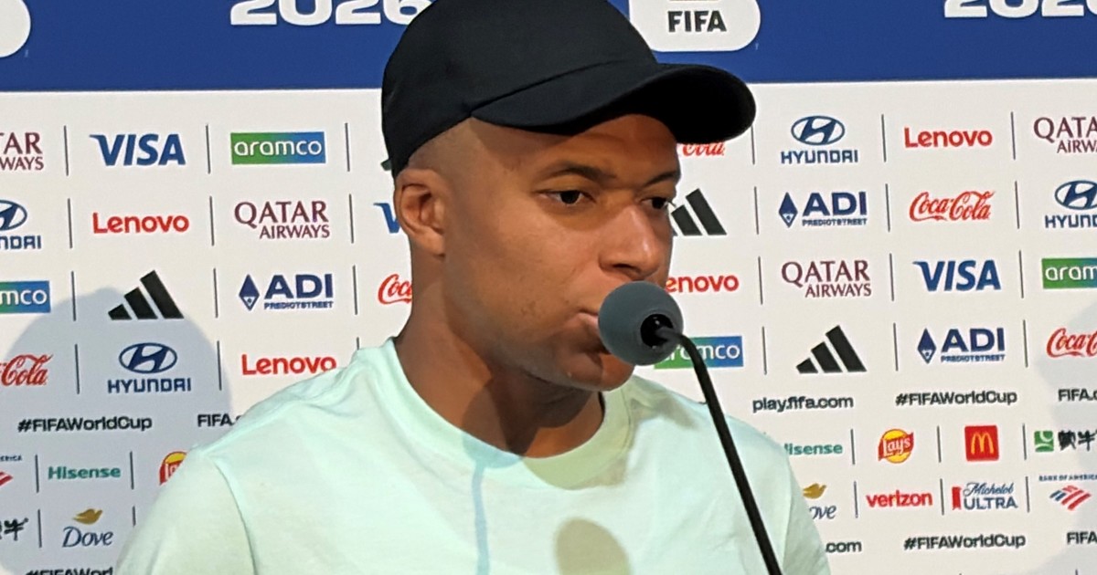 Imagen para el artículo: El cruce político de Mbappé con un periodista y su palito a la extrema derecha francesa