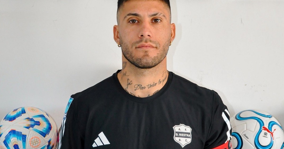 Imagen para el artículo: Milton Céliz dejó Barcelona de Ecuador y regresó a Riestra