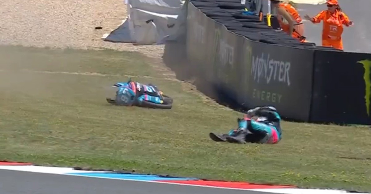 Imagen para el artículo: Dura caída de Marco Morelli en la práctica clasificatoria de Moto3 en el GP de Brno