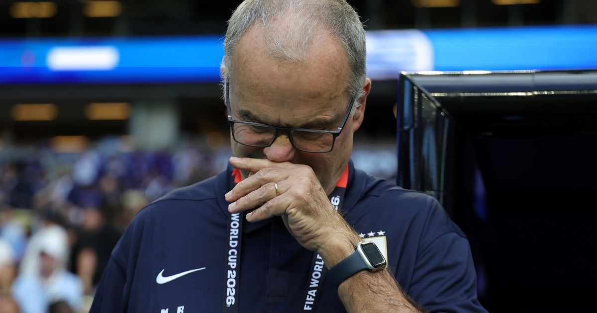 Imagen para el artículo: Un capítulo más: Bielsa daría una nueva conferencia en Uruguay para despedirse