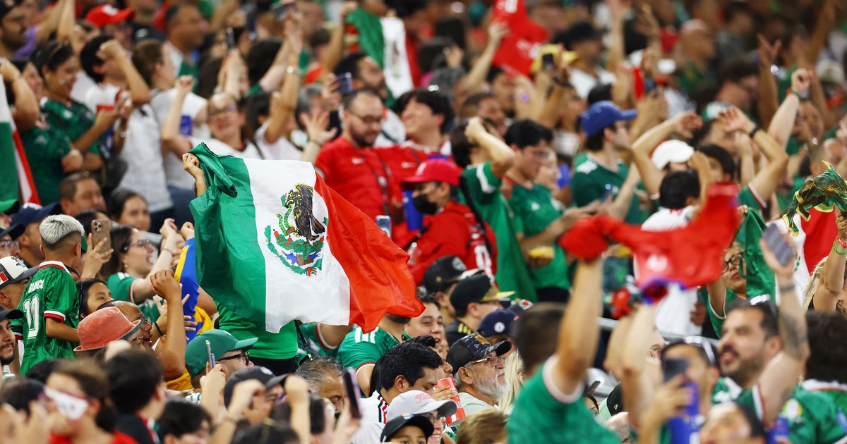 Imagen para el artículo: México se arriesga a nuevas sanciones de la FIFA por gritos homofóbicos en pleno partido ante República Checa